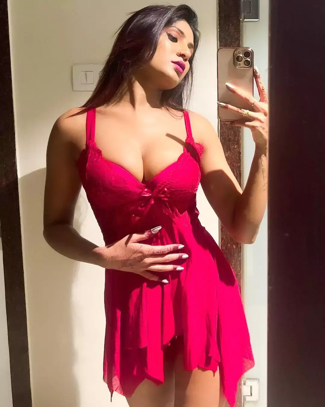 Shanu gupta female hyderabad escorts hot sexy call girls escorts agencies exciting