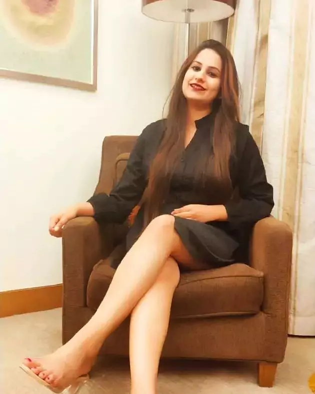 Ayushi jain sexy ahmedabad escort girl best service provider